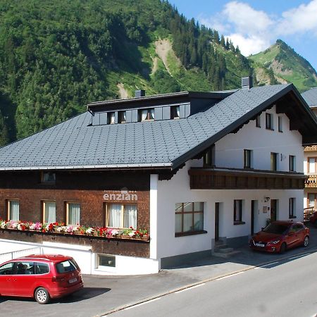 Hotel Garni Enzian Дамюльс Екстер'єр фото