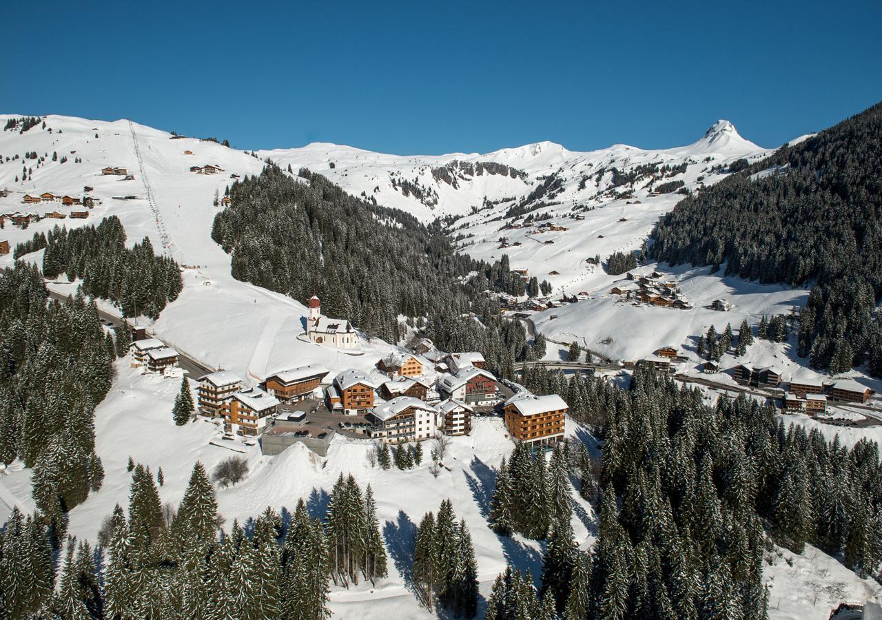 Hotel Garni Enzian Дамюльс Екстер'єр фото
